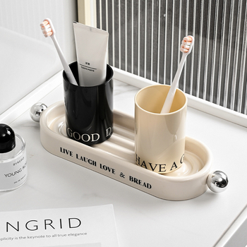 Egyrétegű műanyag gargár pohár tároló — asztali pohártartó, HIPS anyag, multifunkcionális és hordozható, szerelést nem igényel, keskeny nyílású kialakítás