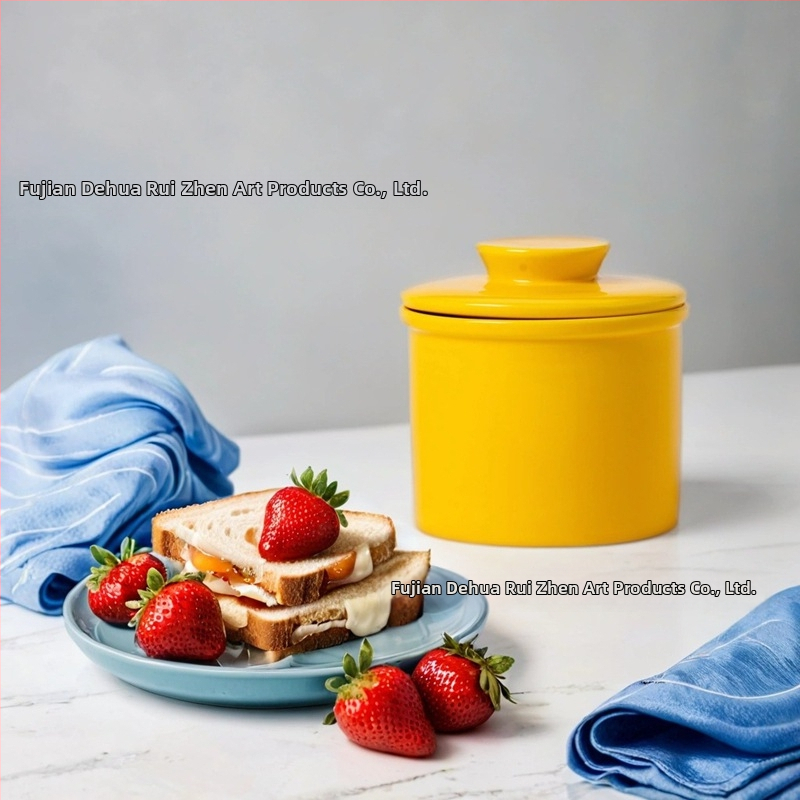 Keramická dóza na maslo s vekom, moderný minimalistický dizajn, prispôsobiteľné, prémiová kvalita, značka RZ