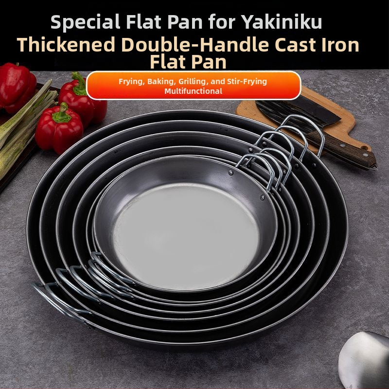 Kétfülű vas palacsinta serpenyő bevonat nélkül, sík aljzattal, mélység 5,2 cm, tömeg 2–3 kg, modellek 35/40/45/50, indukciós és gáztűzhelyhez alkalmas