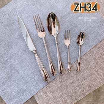 304 rozsdamentes acél nyugati evőeszköz készlet — kovácsolt steak kés, villa és kanál, vonalas mintázat, tükrös felület