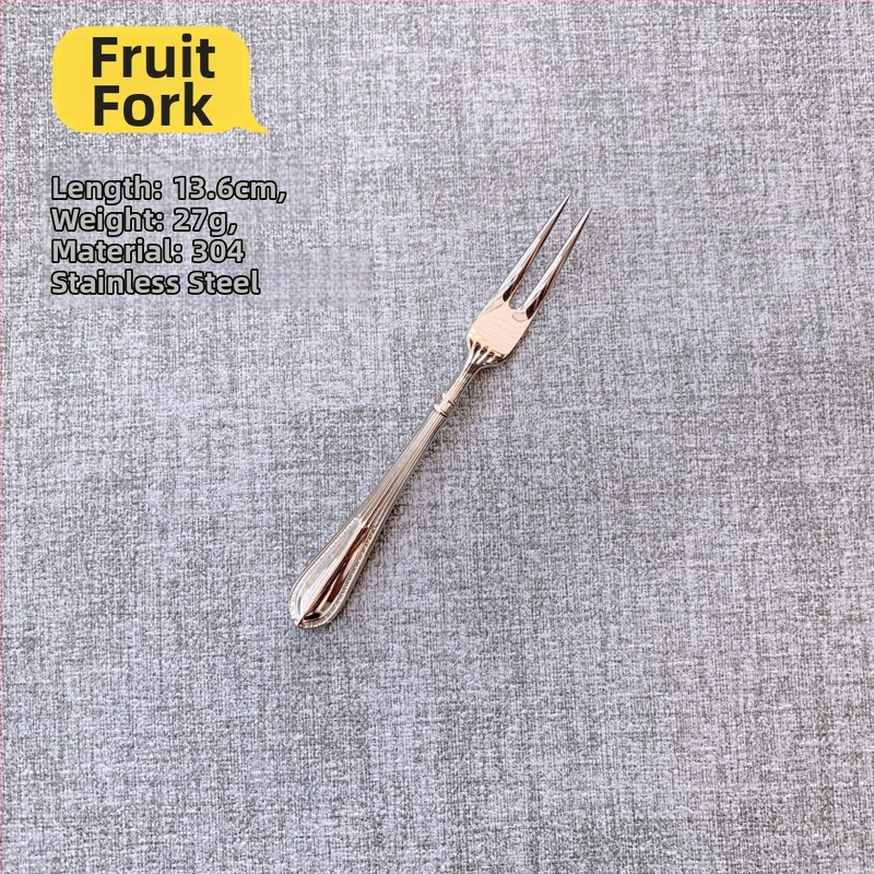 304 rozsdamentes acél nyugati evőeszköz készlet — kovácsolt steak kés, villa és kanál, vonalas mintázat, tükrös felület