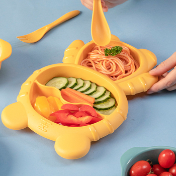 Apricot Rhyme rajzfilm-stílusú műanyag gyerek étkészlet, négy darabos készlet: tányér, tál, kanál és villa