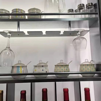 Raft pentru pahare de vin - aliaj de aluminiu, montat pe perete, 5 mm grosime, stil modern minimalist