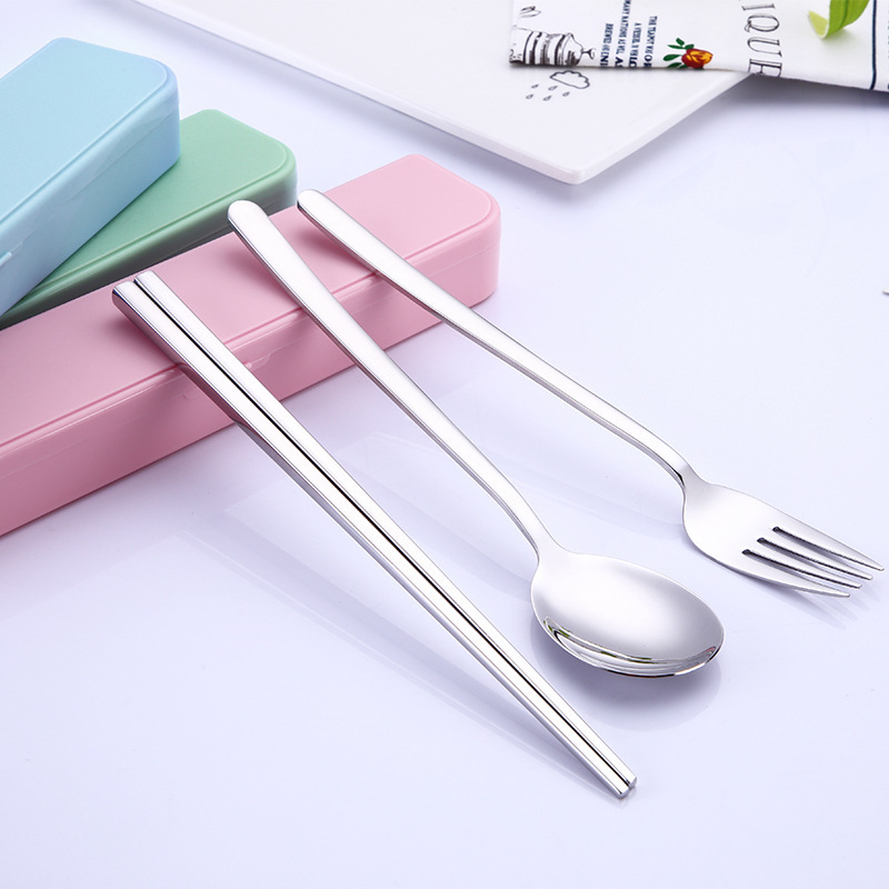 Set portabil din oțel inoxidabil 304, stil coreean, 3 piese: bețișoare, lingură și furculiță — design minimalist modern, ideal pentru călătorii