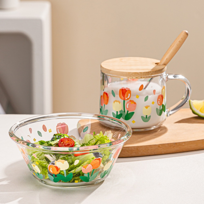 Staklena šalica za doručak s poklopcem i žlicom, elegantna s držkom, cvjetni uzorak, okrugli oblik, staklo soda-lime