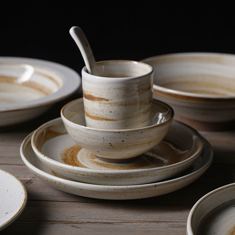 Set porculanskog posuđa Porcelain chime, retro stil, okrugli oblik, glazirana površina, prikladno za mikrovalnu pećnicu