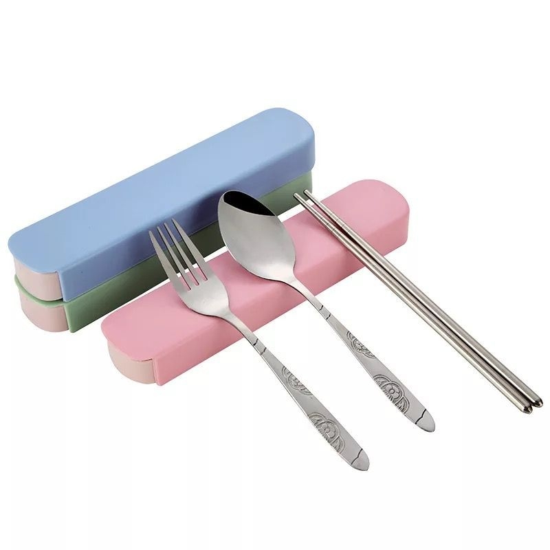 Set posuđa od nehrđajućeg čelika za studente s chopsticks, vilice i žlice u prijenosnoj kutiji