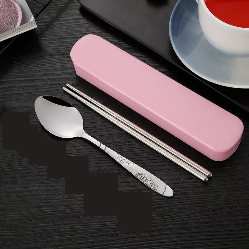 Set posuđa od nehrđajućeg čelika za studente s chopsticks, vilice i žlice u prijenosnoj kutiji