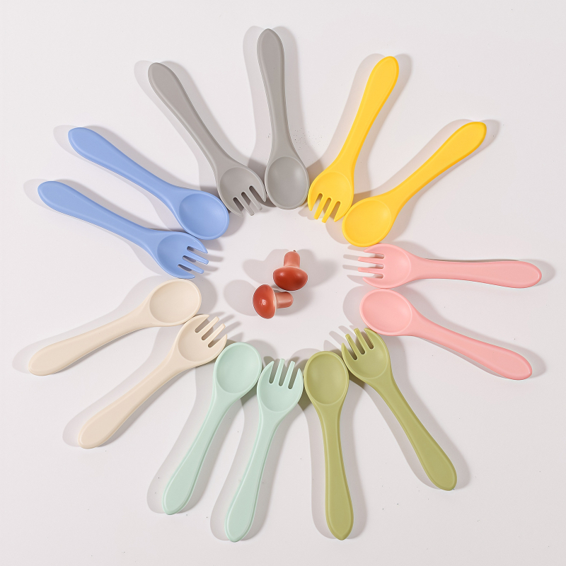 Set silikonskih žlica i vilica za bebe – silikon za prehranu, 2 komada, od 3 mjeseca, marka Shundong silicone