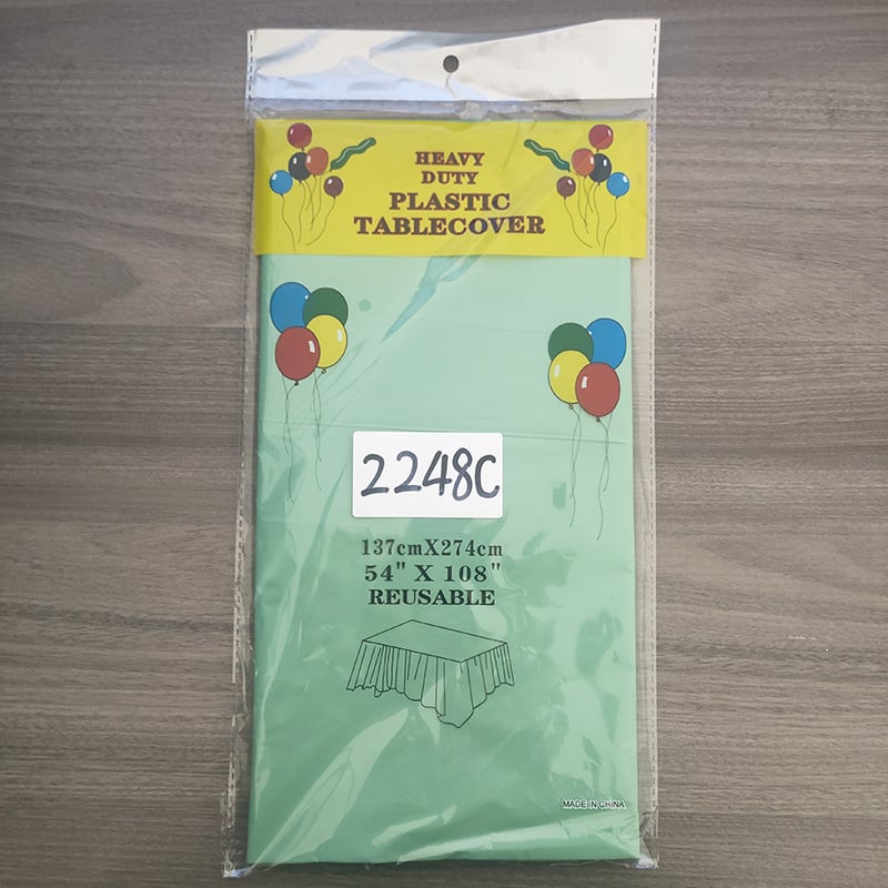 Jednokratni plastični stolnjak, pravokutnog oblika, jednobojni uzorak, debljina 0,03 mm