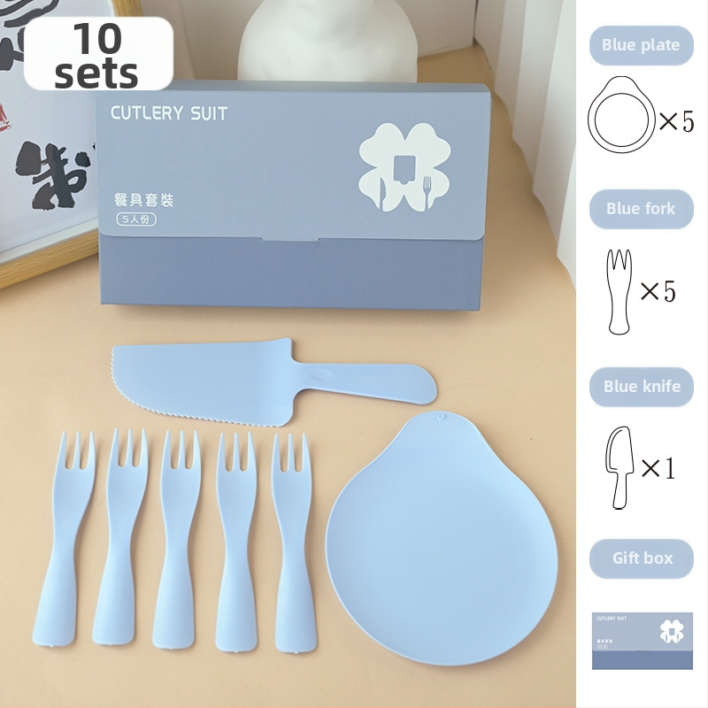 Jednorázová súprava na narodeniny: nôž, vidlica, tanier, kvapka sviečky a narodeninová čiapka – päť v jednom v darčekovej krabici; plast vhodný pre potraviny; prispôsobiteľný