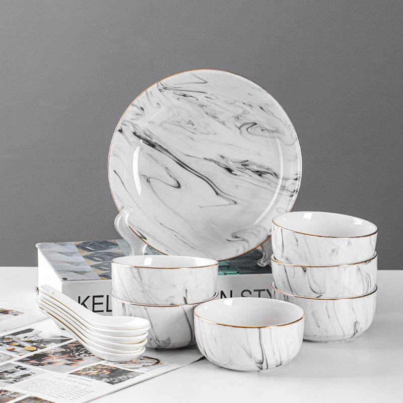 Porcelán étkészlet ajándékba – tálak, tányérok és kanalak, logóval nyomtatva, testreszabható, mikrohullámú sütőben használható, kerek formájú