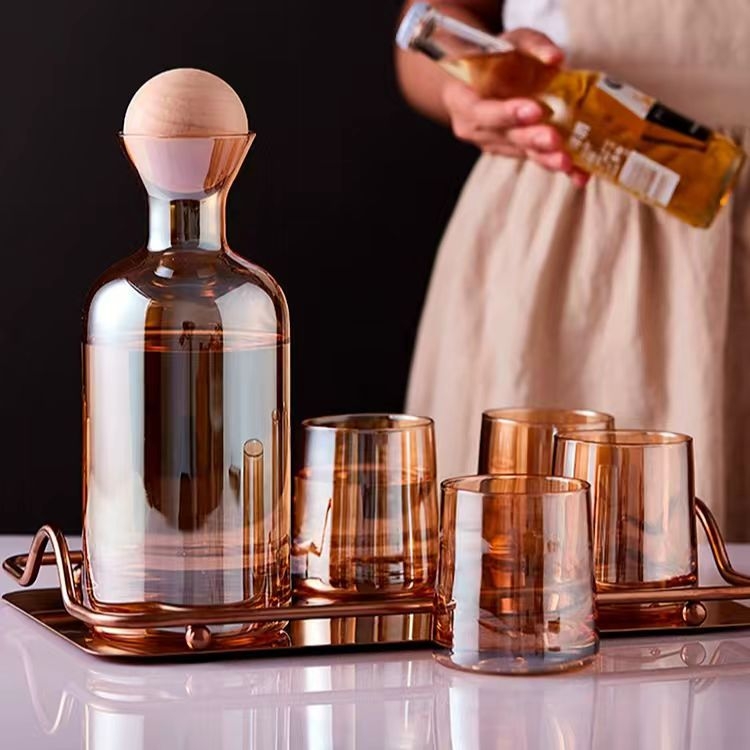 Set staklenih čaša i karafice za sok za kućnu upotrebu, svijetlo luksuzan stil, staklo otporno na visoke temperature, velika kapaciteta