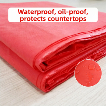 Jednorázové kruhové plastové prestieranie, hrubšie, vodotesné