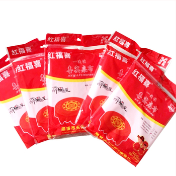 Jednorázové kruhové plastové prestieranie, hrubšie, vodotesné