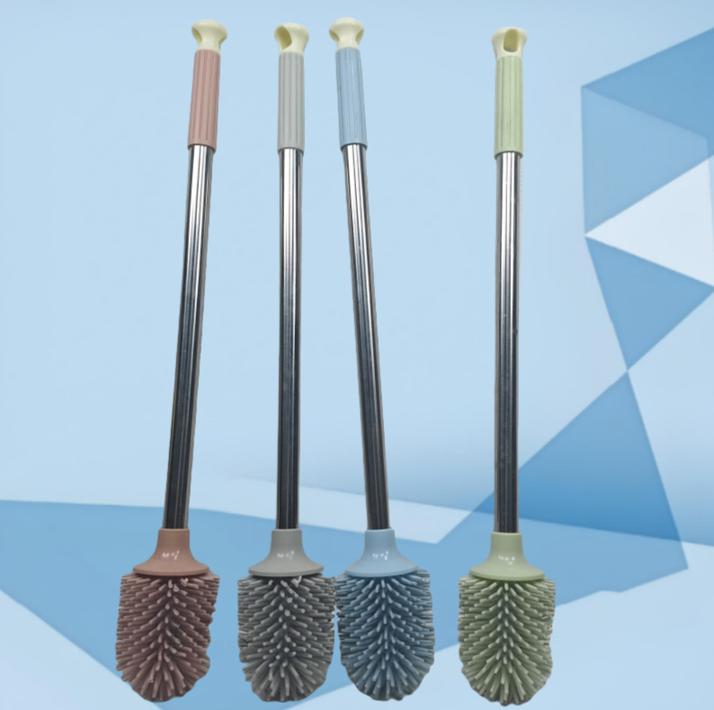 Perie de toaletă Qikai, construcție din plastic, ambalaj în carcasă din plastic, lansare în iarna 2020