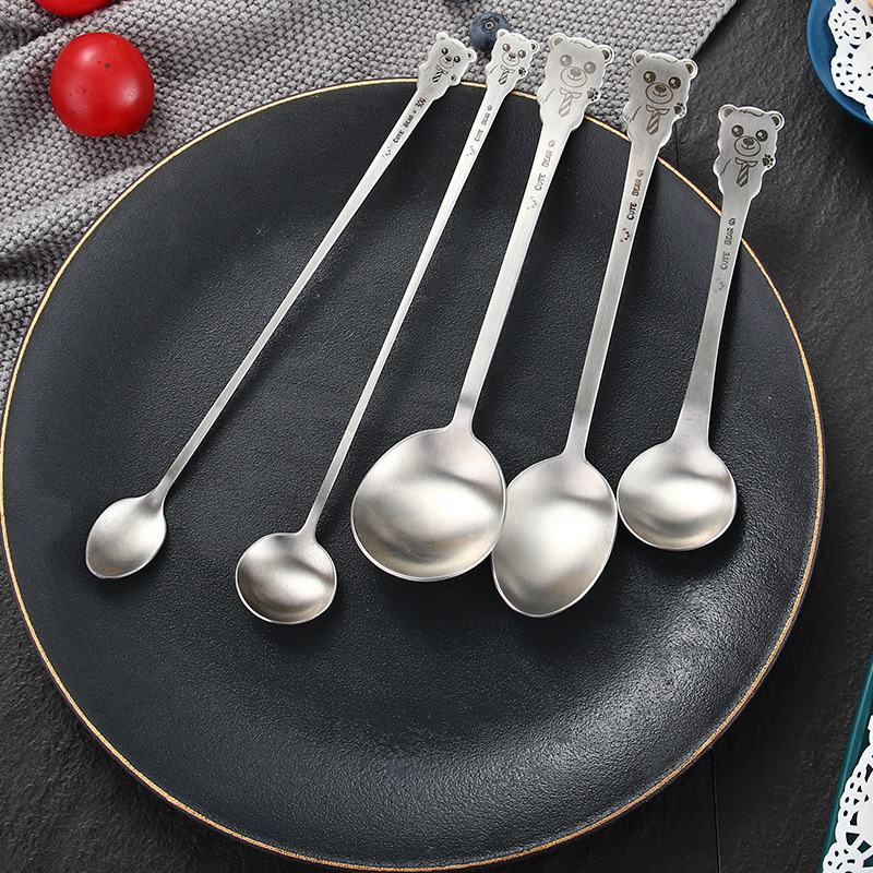 Σετ παιδικών μαχαιροπίρουνων από ανοξείδωτο ατσάλι 304 με σχέδιο κινουμένων σχεδίων και φινίρισμα καθρέφτη