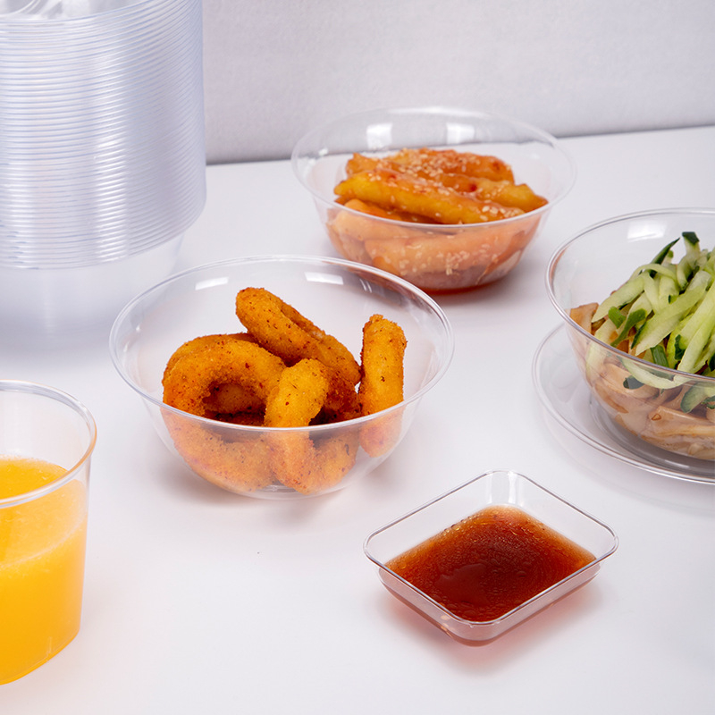 Μίας χρήσης πλαστικό μπολ για επιδόρπιο και σούπα, στρογγυλό σχήμα, 300–400 ml χωρητικότητα, διαφανές, μοντέρνος μινιμαλισμός