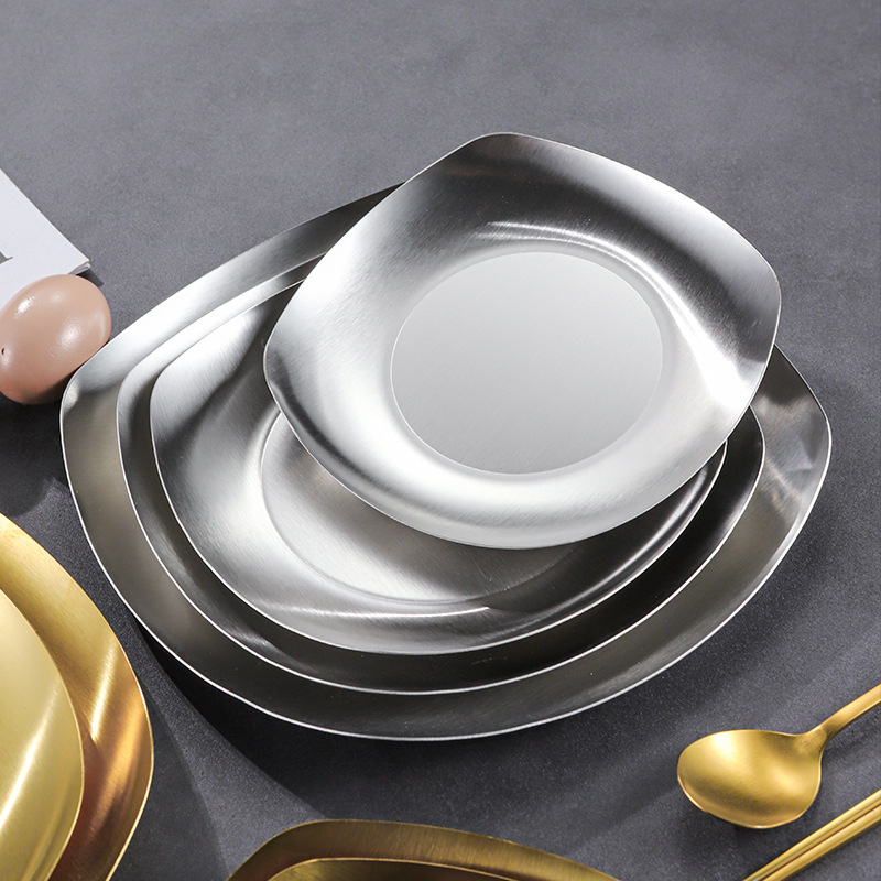 Kvadratni tanjur od nehrđajućeg čelika — moderni minimalistički stil, elektroplatiranje površine