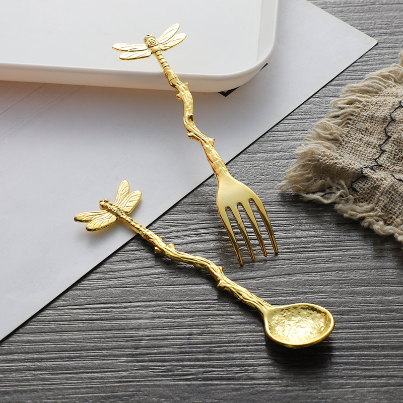 Jiayi Kitchen set de furculițe pentru fructe și lingurițe de desert, model gravat în stil forestier, din aliaj de zinc, personalizare disponibilă, logo imprimat