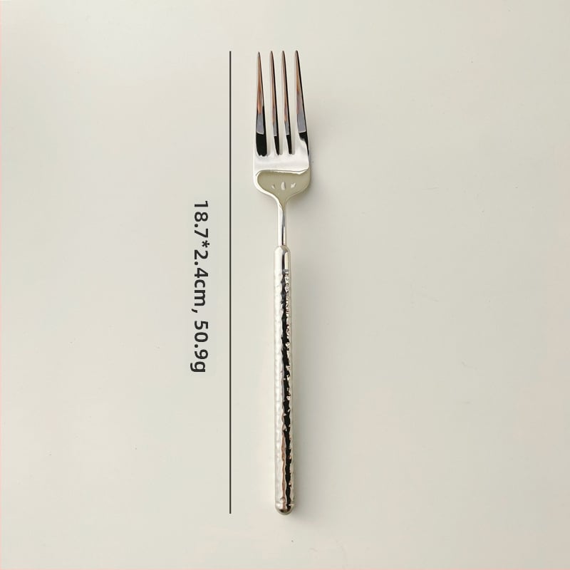 Set príborov z 304 nerezovej ocele: nôž na steak, vidlica a lyžica s rúčkou s textúrou okrúhleho diamantu, zrkadlovo leštené, minimalistický moderný štýl