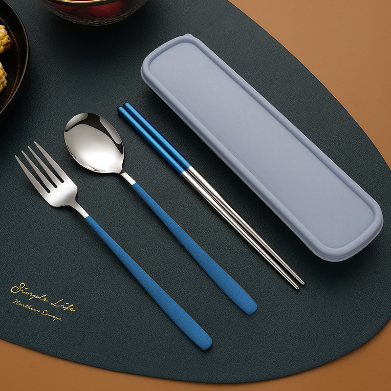 Σετ μαχαιροπίρουνα από ανοξείδωτο ατσάλι 410: κουτάλι, πιρούνι και chopsticks, επιφάνεια καθρέφτη, εξωτερικό μοντέρνο και μινιμαλιστικό στυλ