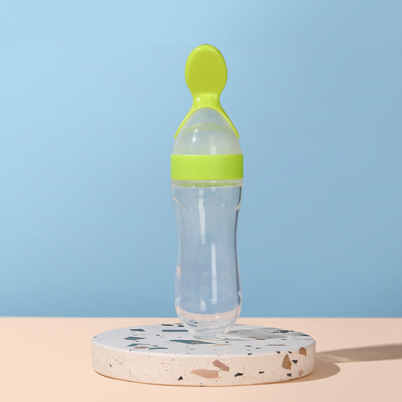 Sticlă de hrănire pentru terci de orez la bebeluși – din silicon, cu încărcător de stoarcere și lingură minimalistă; Brand: New Starting Point; Material: Silicon; Vârstă: 6 luni+