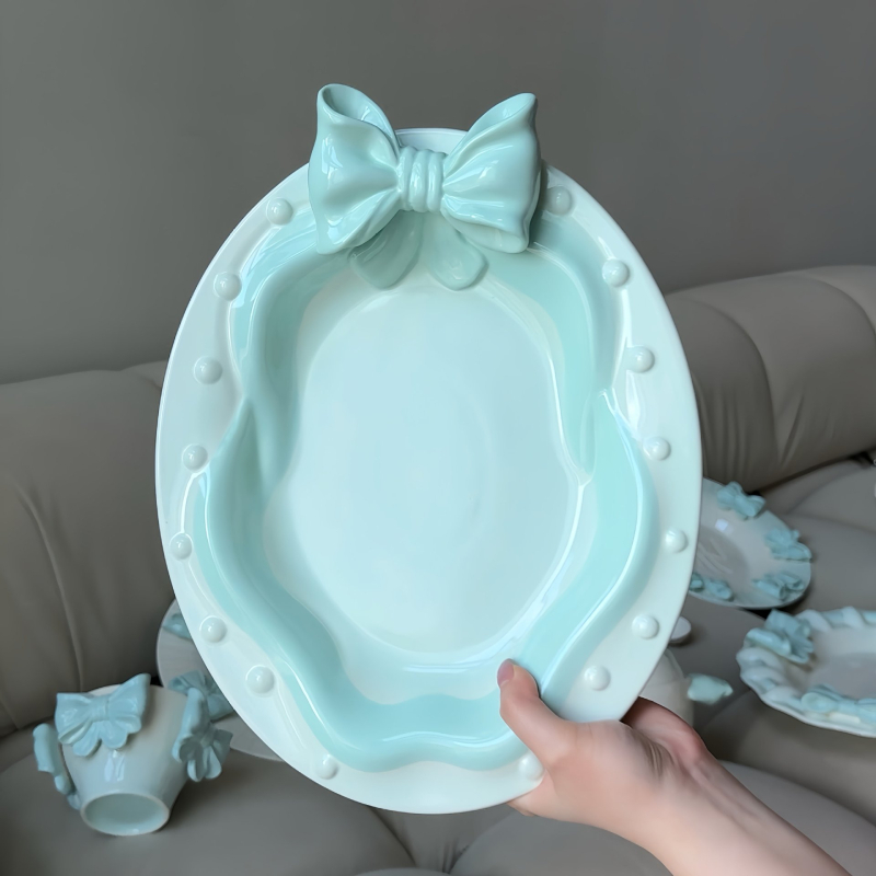 Porcelán étkészlet - kézzel készített, friss és aranyos stílusú, univerzális használatra, tartalmaz étkezési tányérokat, desszert-tálakat, gyümölcstálat és reggeliző tányért