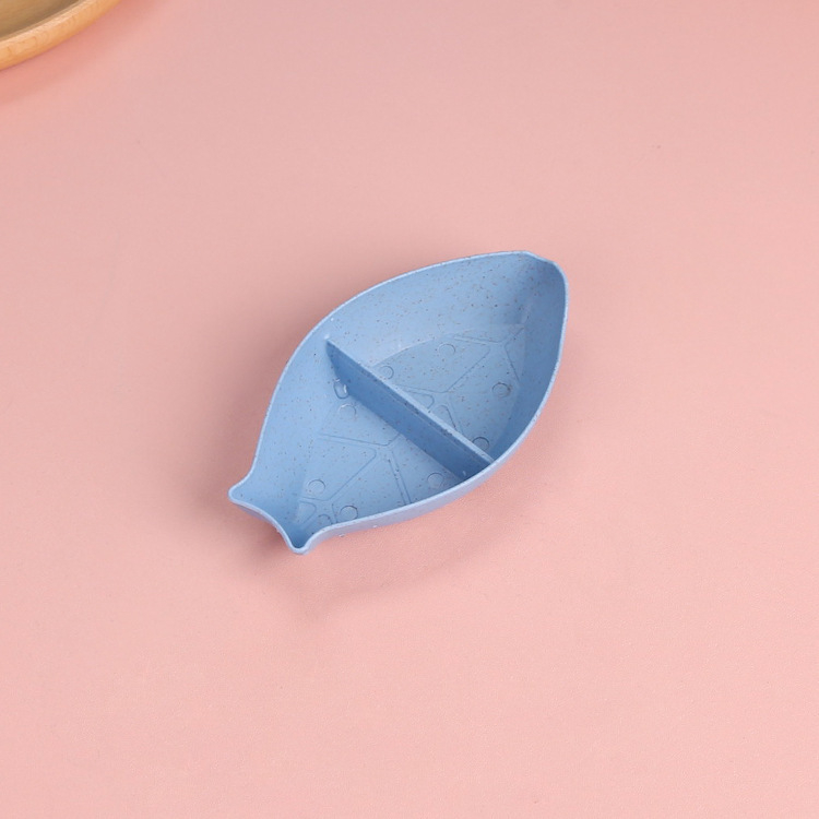 Japán-stílusú búzavesszőből készült mártótál, szabálytalan alak, mikrohullámú sütőben használható, modern minimalista dizájn