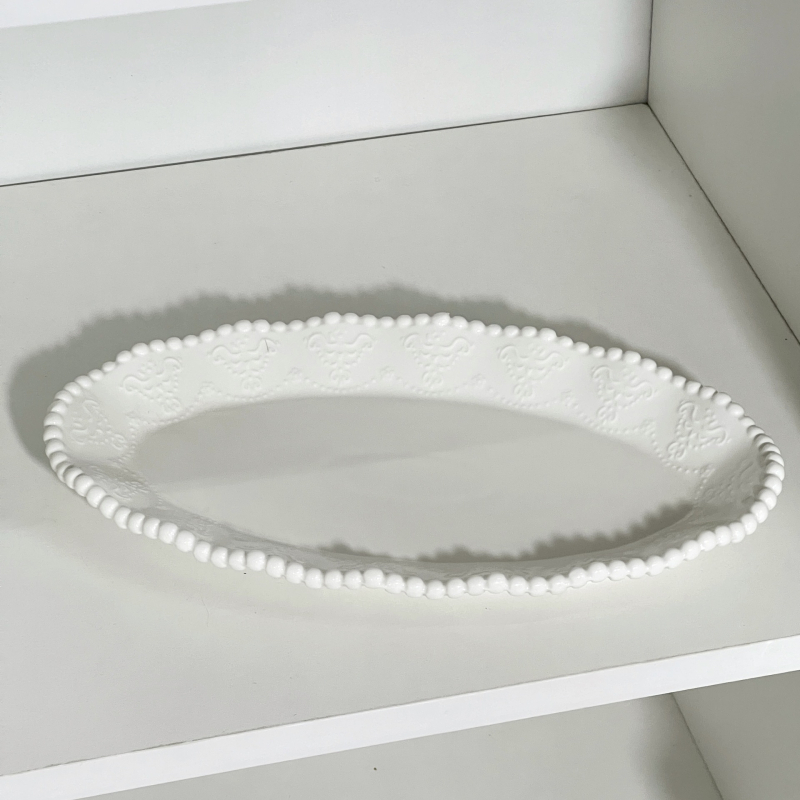 Keramički set posuđa: zdjele za doručak i tanjuri s čipkastim uzorkom, reljefna površina i rub s perlama, pogodno za mikrovalnu pećnicu, lagani luksuzni retro stil za kućnu uporabu