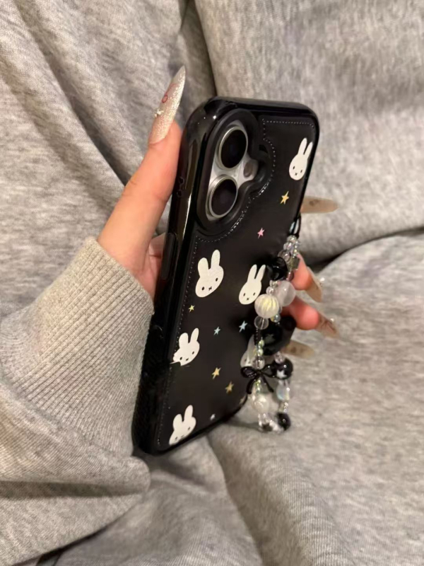 Защитен кейс за Apple iPhone със кожена текстура и релеф, антипадение, материал: мек гел, изработка: embossed