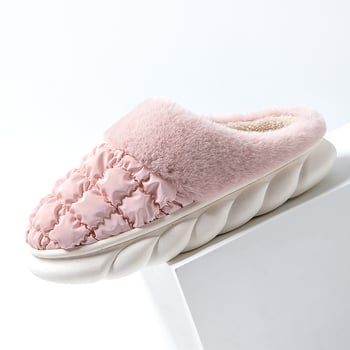 Βαμβακερές παντόφλες εσωτερικού χώρου με plush επάνω μέρος, παχιά αντιολισθητική σόλα PVC, εσωτερικά επενδυμένες με τεχνητή γούνα και γέμισμα από πούπουλα, καρό μοτίβο, αδιάβροχες και ζεστές