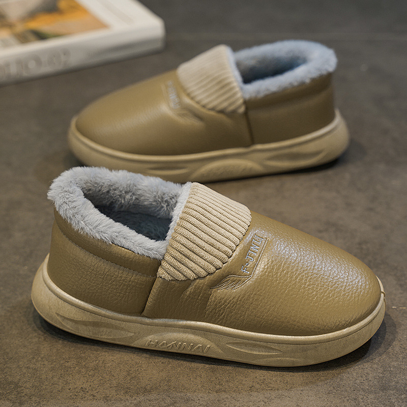 Férfi téli beltéri papucs fleece-béléssel, Space Leather felsőrész, csúszásmentes gumitalp