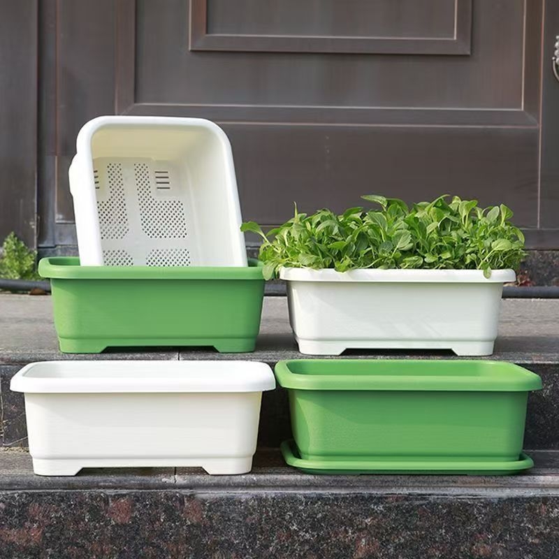 Pravokutni plastični lonac za uzgoj povrća na balkonu