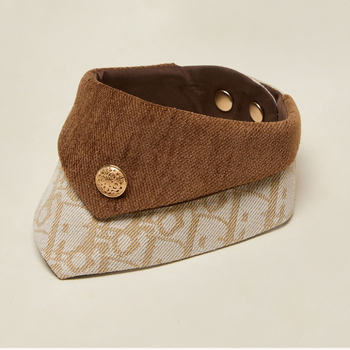 Ρυθμιζόμενη πετσέτα-μπιμπ για κατοικίδια με Twill ύφασμα, καθολική εφαρμογή, τεσσάρων εποχών, σχέδιο τρίγωνου, βρετανικό στυλ