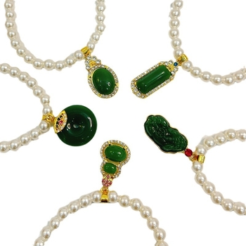 Macska és kutya gyöngyös nyakörve — Geometriai minta, ABS gyöngyök, üveg és ötvözet, univerzális illeszkedés, hercegnő stílus