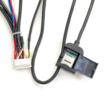 Автомобилен DVD навигационен кабел с 7 RCA конектора, MIC интерфейс, интерфейс за вентилатор, 4G слот, RG174 медна сърцевина с PVC защита