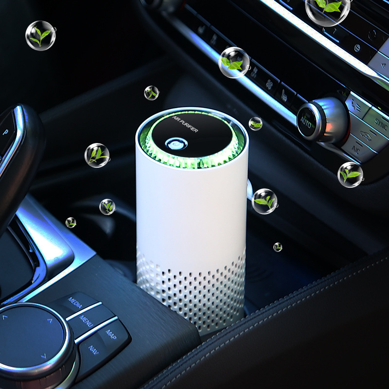 Pročišćivač zraka s negativnim ionima za unutarnje prostore i automobil – protok zraka 50 m3/h, tihi rad <36 dB, HEPA tehnologija, uklanjanje formaldehida, PM2.5 i mirisa, napajanje baterijom