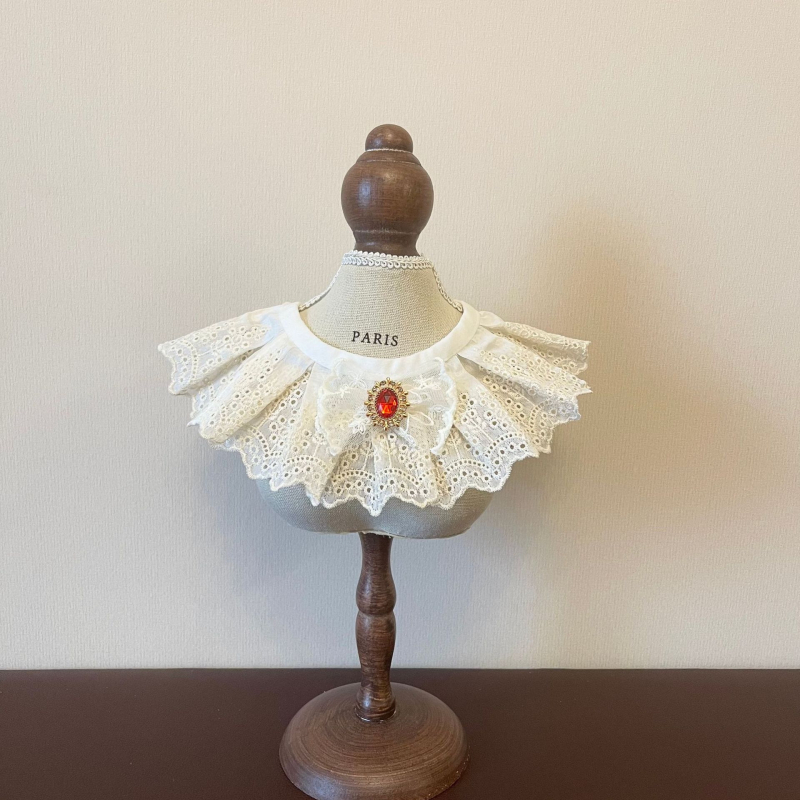 Pet Bib – Hercegnő-stílus, Monokróm mintázat, Kézzel készült, Univerzális használat, Négy évszak