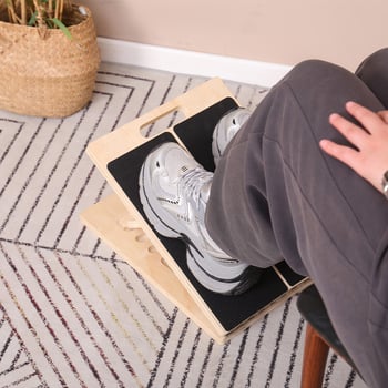 Подложка за крак под бюро от масивно дърво, сгъваема и персонализируема, модерен минималистичен стил, модел 01