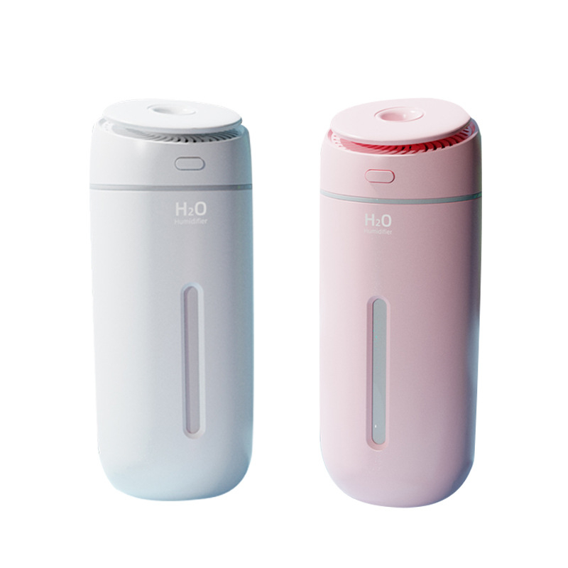 Asztali USB ultrahangos párásító éjszakai fényével, modell Q5 – hatókör legfeljebb 10 m², 0,5 l tartály, 1 ködkiárat, USB tápcsatlakozás, időzítő 2–8 h