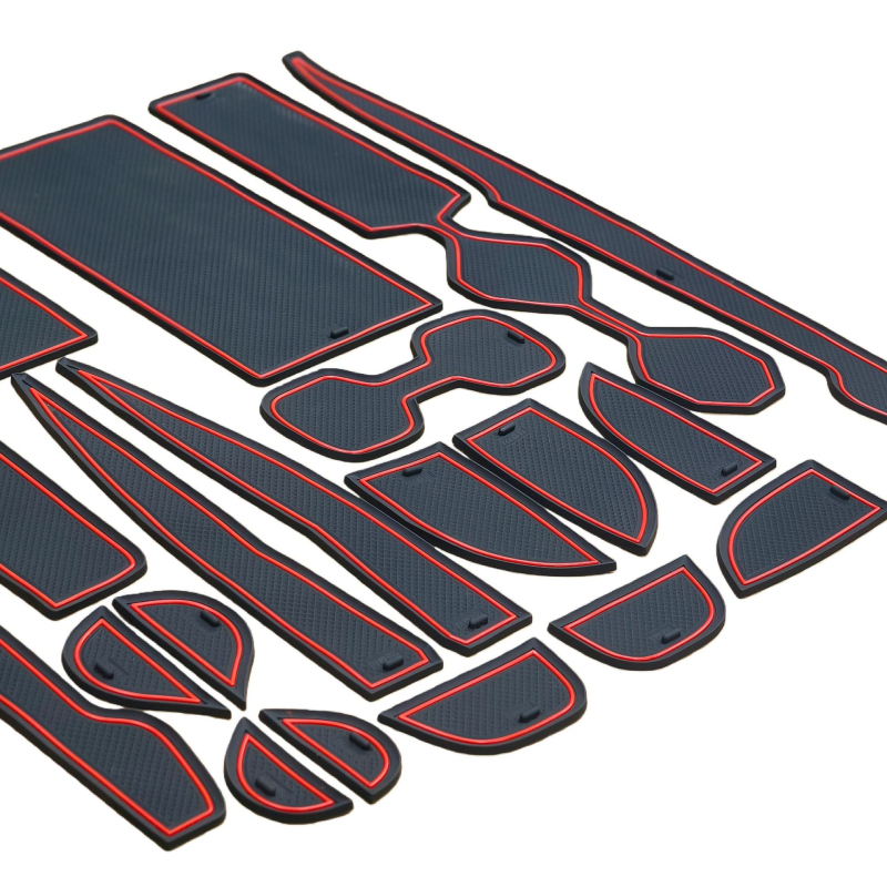 PVC autóajtó slot szőnyeg Camry 2025-höz – porvédett, csúszásmentes, karcolásmentes, belső pohártartó párna; testreszabható és logónyomtatási lehetőség; Márka: Rfs