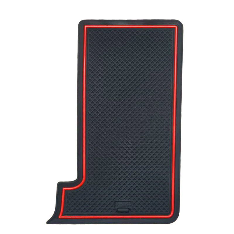 PVC autóajtó slot szőnyeg Camry 2025-höz – porvédett, csúszásmentes, karcolásmentes, belső pohártartó párna; testreszabható és logónyomtatási lehetőség; Márka: Rfs