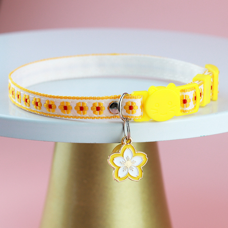 Κολάρο κατοικίδιου συμβατό με Airtag με μοτίβο λουλουδιών – Aurora Pet πολυεστερικό, παγκόσμιο κολάρο γάτας με ασφάλεια κλειδώματος