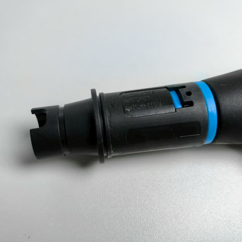 Nebula Visokotlačna pištolj za pranje automobila — glava od bakar-plastike, drška od inženjerske plastike, domet prskanja 15, tlak vode 20, težina 300 g