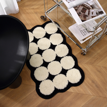 Kupaonski podmetač u obliku izvanzemljaka, vlakna od poliestera, flokiranje i strojno pletenje, jednostavan ili geometrijski uzorak, strojno pranje