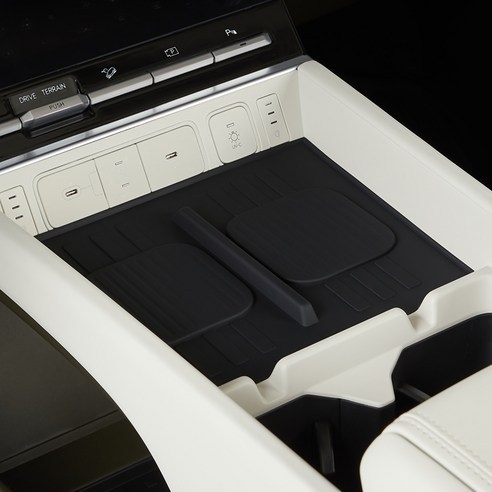 Középkonzol vezeték nélküli töltő panel – szilikon csúszásmentes, 24 Hyundai Santa Fe modellhez