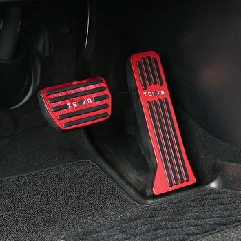 Zeekr 001 pedálkészlet – csúszásmentes felületű gáz- és fékpedál, alumíniumötvözet, automata váltóhoz