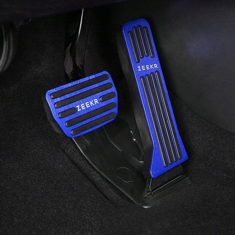 Zeekr 001 pedálkészlet – csúszásmentes felületű gáz- és fékpedál, alumíniumötvözet, automata váltóhoz