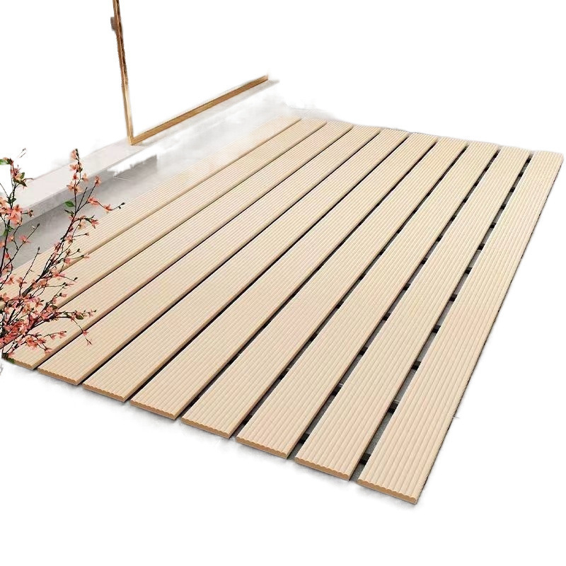 Kupaonska protuklizna prostirka s perforiranim dizajnom za sprječavanje pada, otporna na plijesan, moderni minimalistički stil